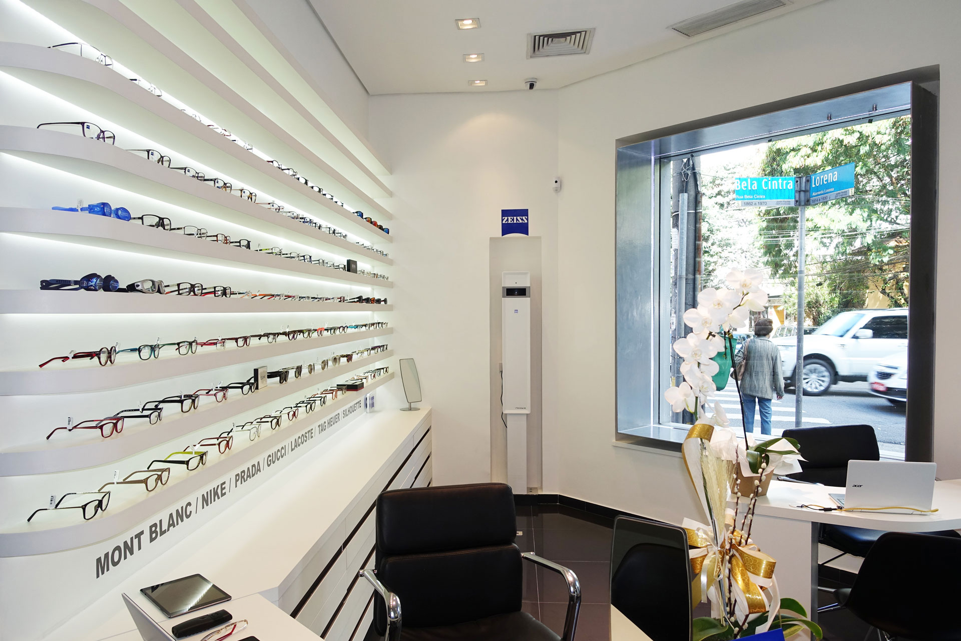 Zeiss Vision Center Hamburg - Optiker ZEISS Vision Centers – 21st Century Eyecare