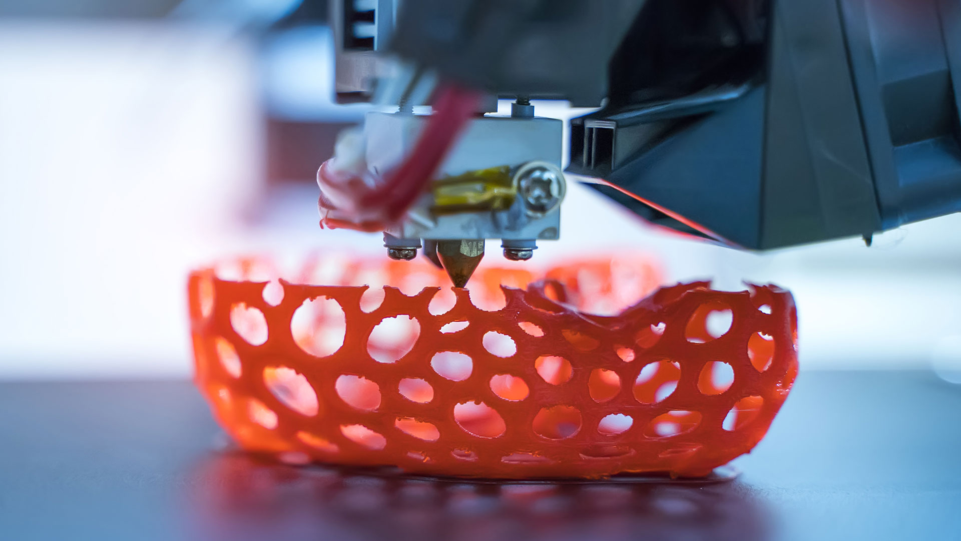 <p>Хардуерното решение ZEISS scatterControl значително подобрява качеството на изображенията на ZEISS METROTOM 1500 чрез намаляване на артефактите при КТ сканиране до минимум. 